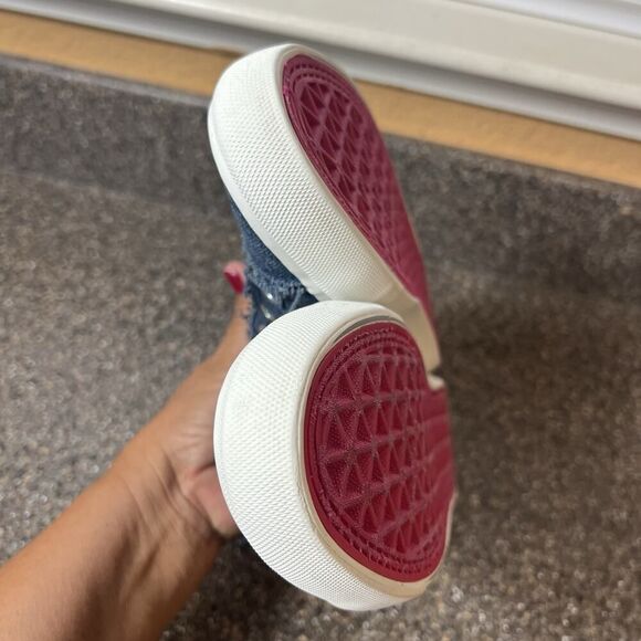 Corkys Blue Denim/Canvas Sneaker Shoes Women’s Size 7 Slip On Distressed Design - Picture 6 of 10
